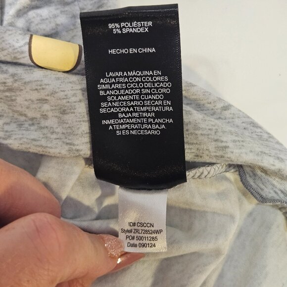 Disney Winnie the Pooh Women's Shirt Size M Gray Pajama T-Shirt Top Super Soft - Picture 8 of 8